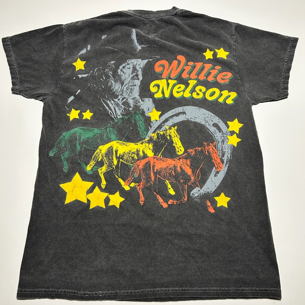 Willie Nelson Zion Rootswear Graphic T-Shirt Mens Medium Gray Mineral Wash Horse
